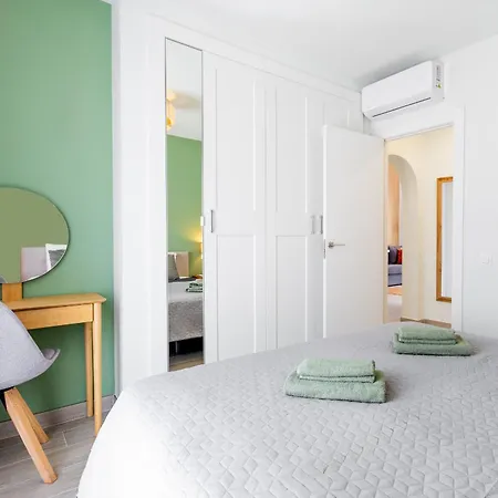 شقة Spacious With Ocean View *