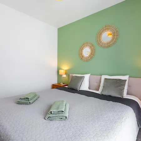 Spacious With Ocean View شقة *