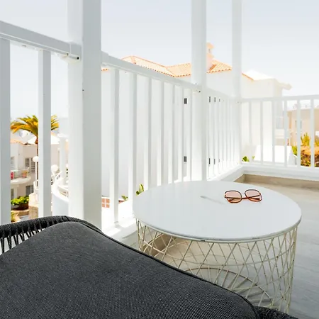 Apartment Spacious With Ocean View