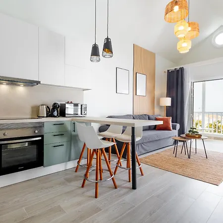 Spacious With Ocean View *